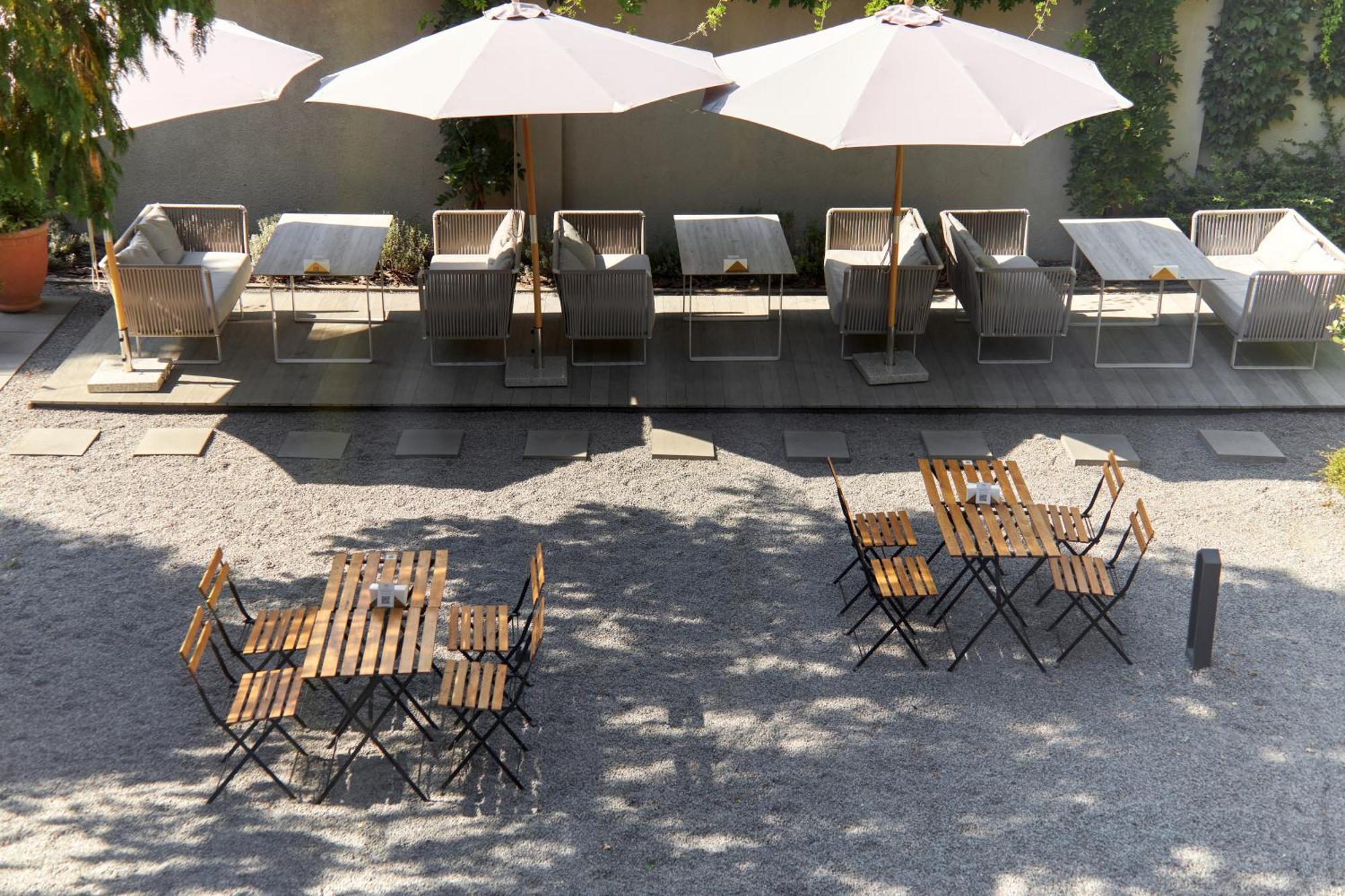 אוזהורוד Hotel Laudon מראה חיצוני תמונה
