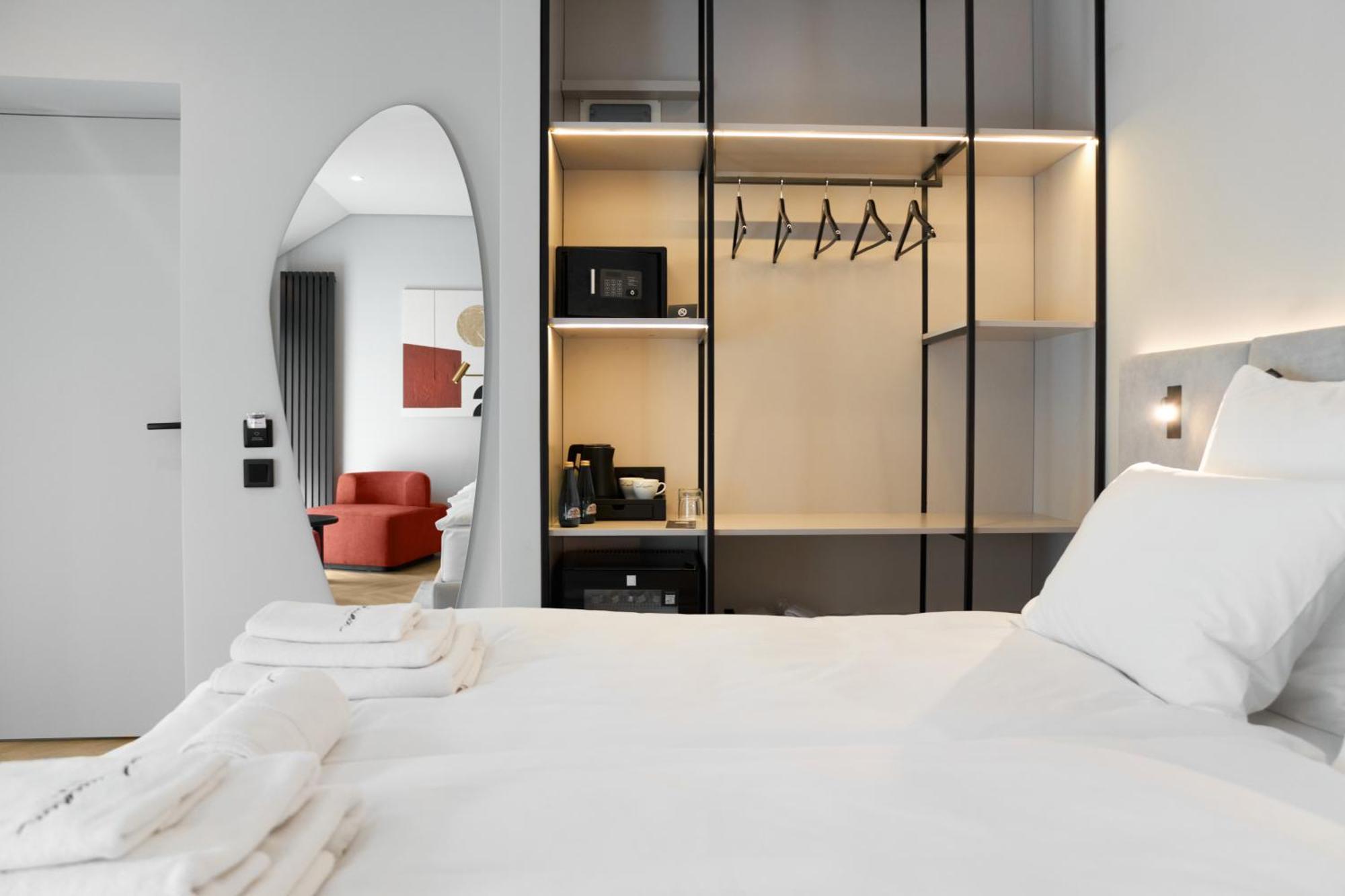 אוזהורוד Hotel Laudon מראה חיצוני תמונה